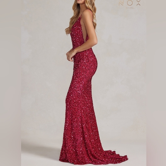 Gold,pink,red,green,sequin fitted long open back dress - Picture 8 of 11